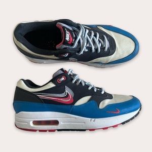 Nike air max sneakers